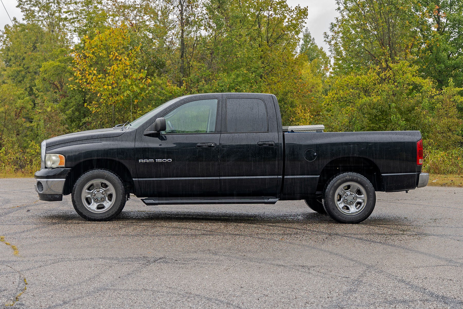 Rough Country HD2 Running Boards Quad Cab Dodge 2500/3500 03-09 SRB020877A
