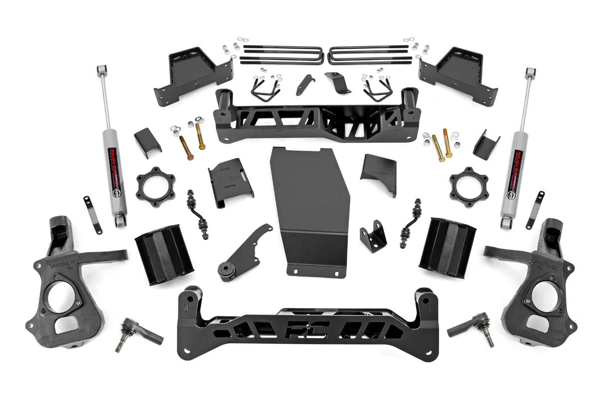Rough Country 7in GM Lift Kit 14-18 1500 PU 4wd Aluminum/Stamped Steel 17431