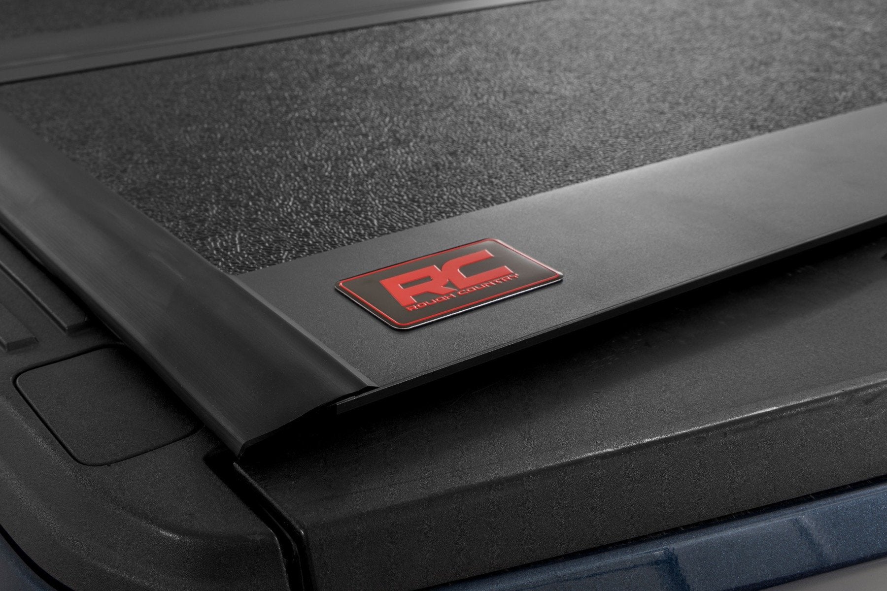 Rough Country Hard Low Profile Bed Cover | 6'7" Bed | for Ford F-150 2WD/4WD (2015-2020)