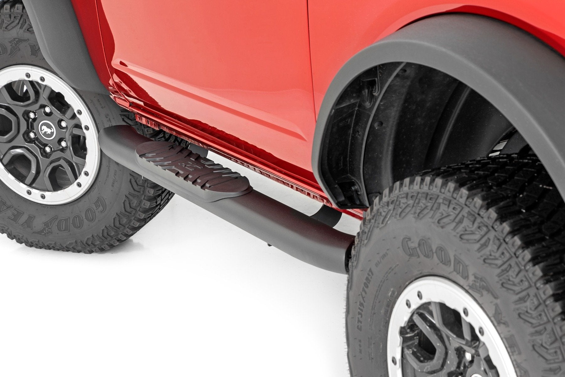 Rough Country Oval Nerf Steps 2-Door Black Ford Bronco 4WD 2021-2022 21012