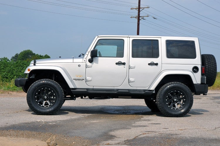 Rough Country 3.25" Lift Kit w/Shocks Jeep Wrangler JKU 07-18 4-Door PERF694