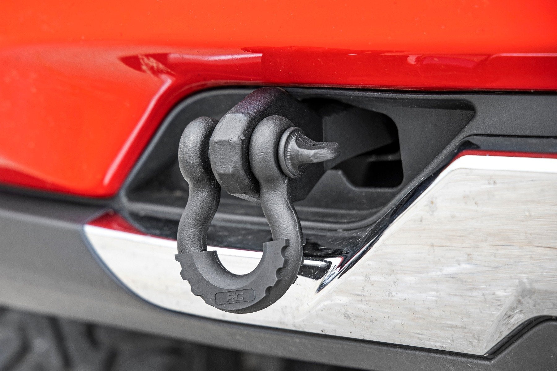 Rough Country GM Tow Hook Shackle Conversion Kit w/D-Ring 14-18 Silverado 1500 RS170