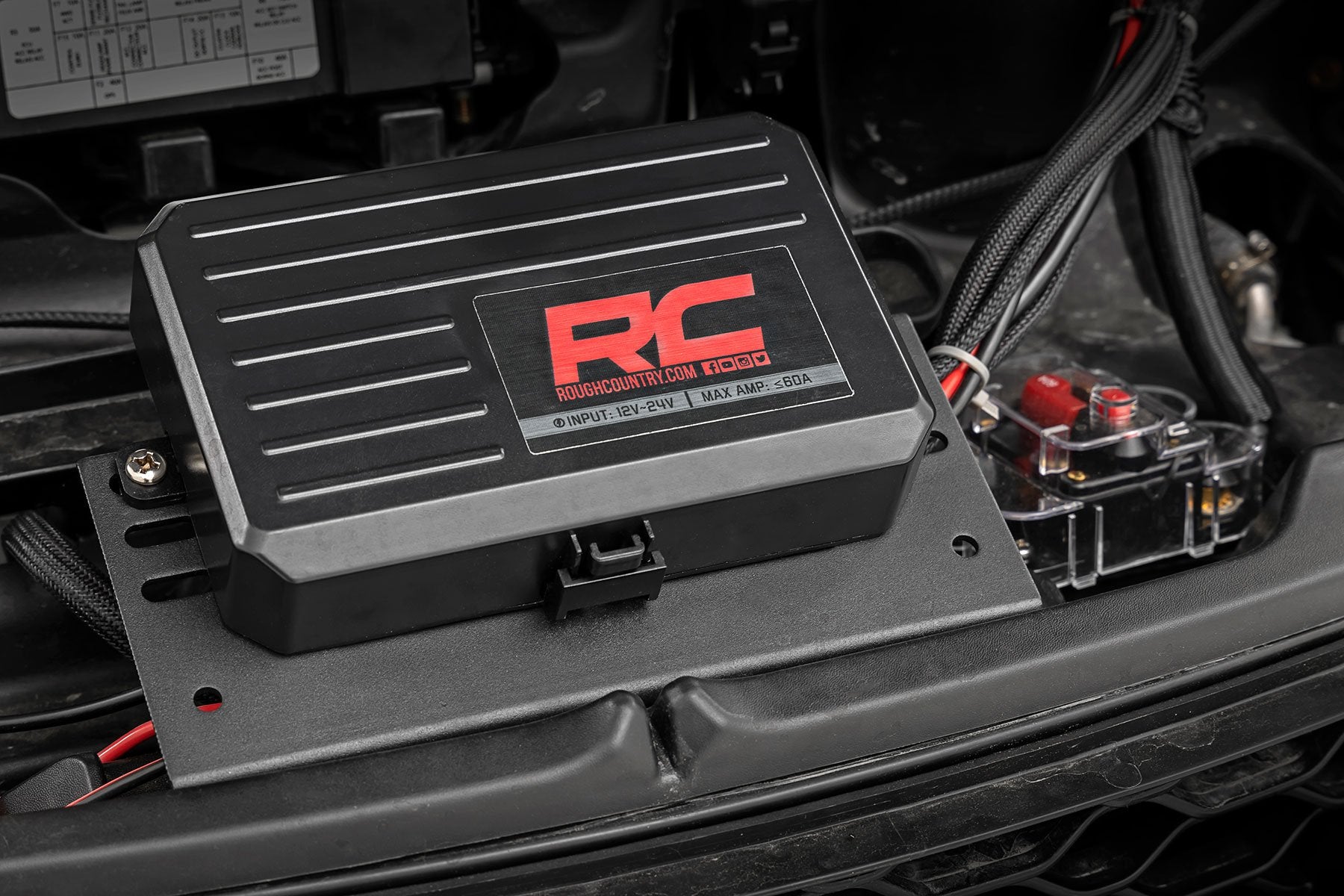 Rough Country 8 Gang Switch Panel | Bluetooth | RGB Backlit Buttons | Multifunction Modes 70975
