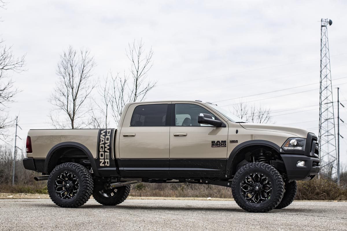 Rough Country 4.5" for Dodge Lift Kit Coil Springs 14-18 Ram Powerwagon 2500 Gas 39830