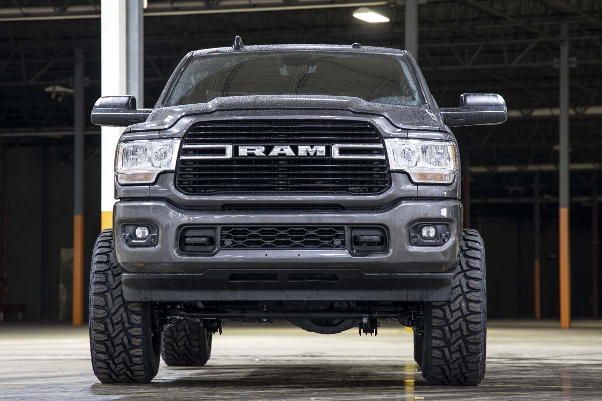 Rough Country 5" Lift Kit Dual Rate Coils M1 Non-AISIN For Ram 2500 19-22 38340