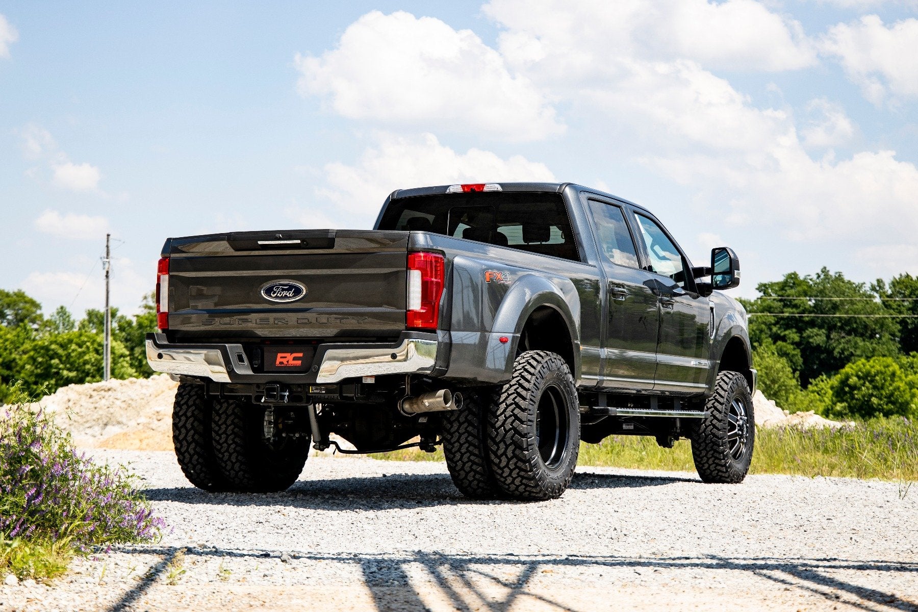 Rough Country 4.5" for Ford Vertex Shck F Driveshaft 17+ F350/450 Diesel Dually 55951