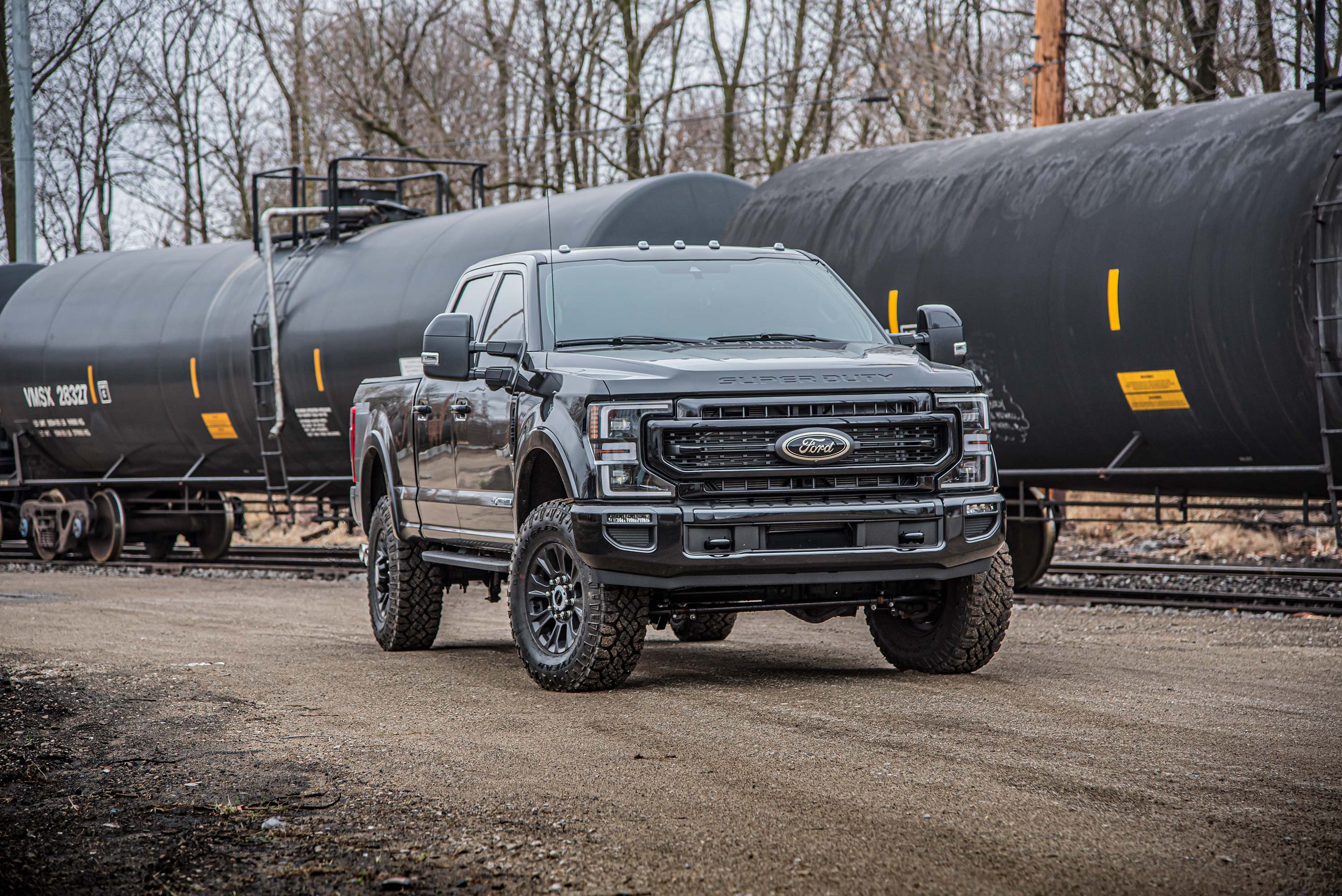 5 Inch Lift Kit w/ Radius Arm | FOX 2.5 Performance Elite Coil-Over Conversion | Ford F250/F350 Super Duty (20-22) 4WD | Diesel -2