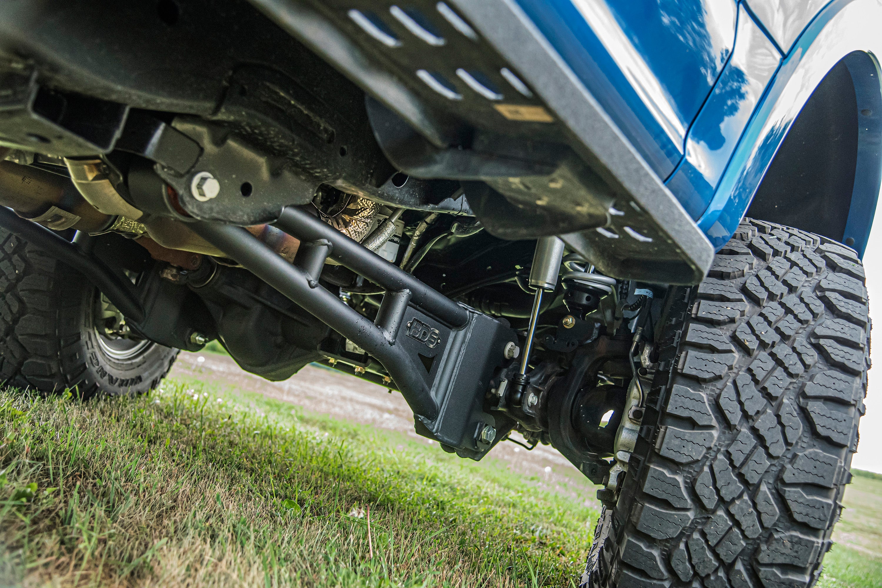 3 Inch Lift Kit w/ Radius Arm | FOX 2.5 Coil-Over Conversion - Performance Elite | Ford F250/F350 Super Duty (23-25) 4WD -3