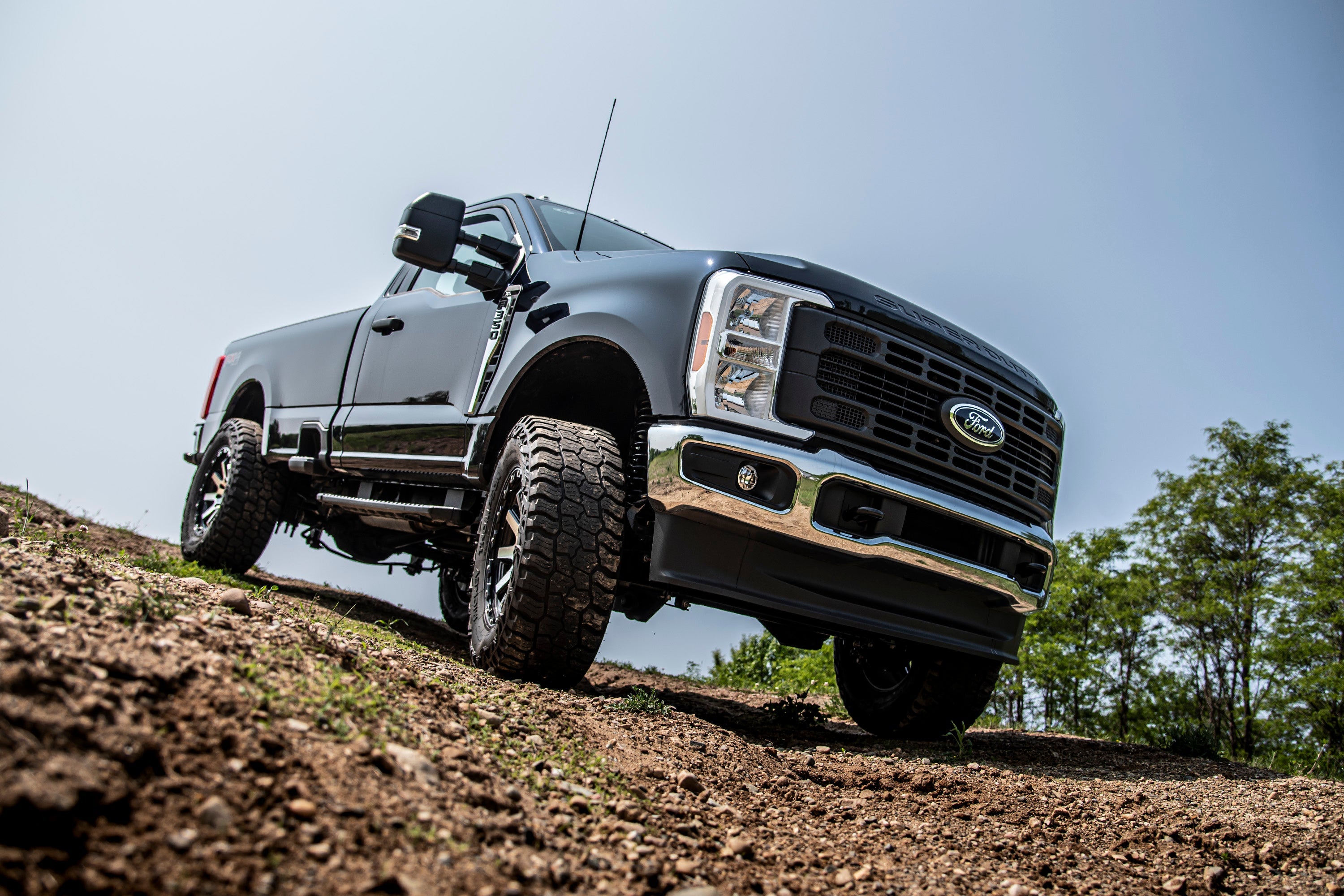 3 Inch Lift Kit w/ Radius Arm | FOX 2.5 Coil-Over Conversion - Performance Elite | Ford F250/F350 Super Duty (23-25) 4WD -2