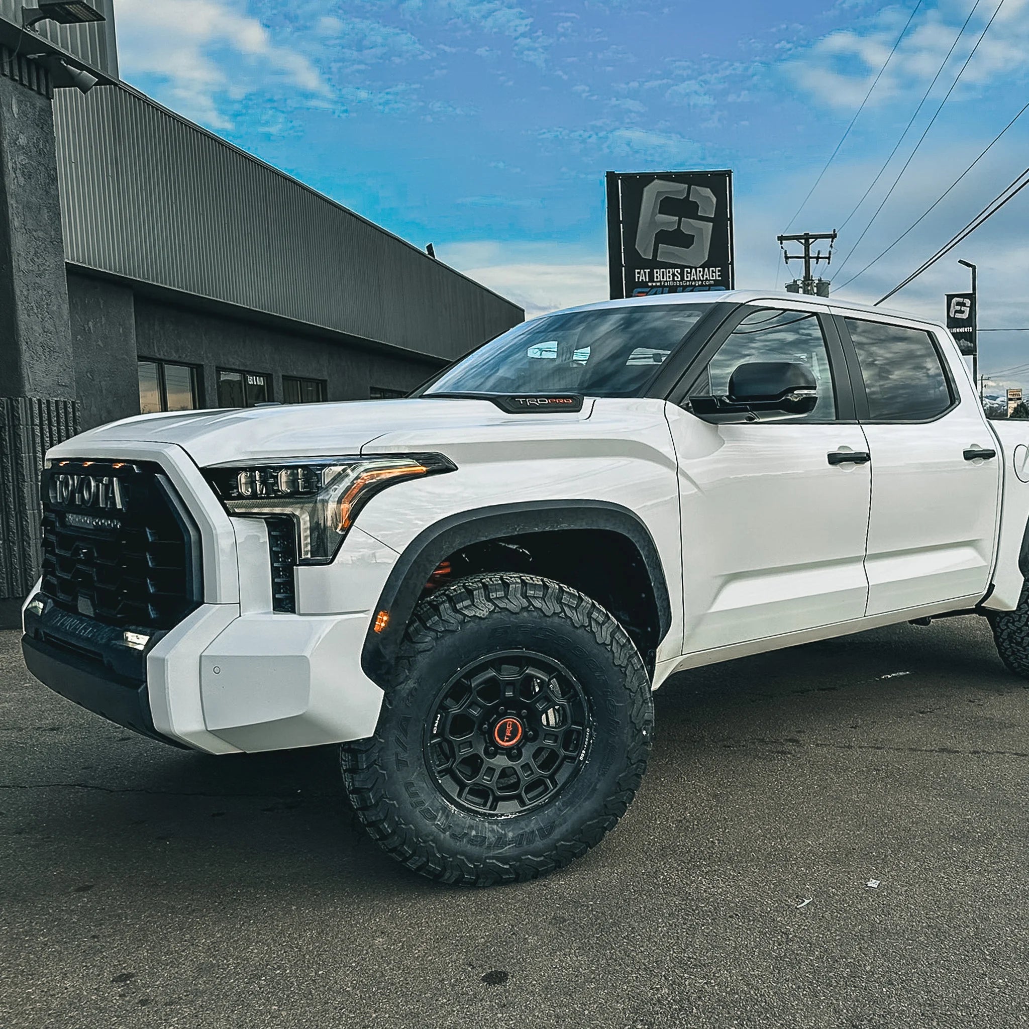 Bison Off Road 2.5” Lift Kit for Toyota Tundra TRD Pro (2022–2026 w/ FOX Shocks)