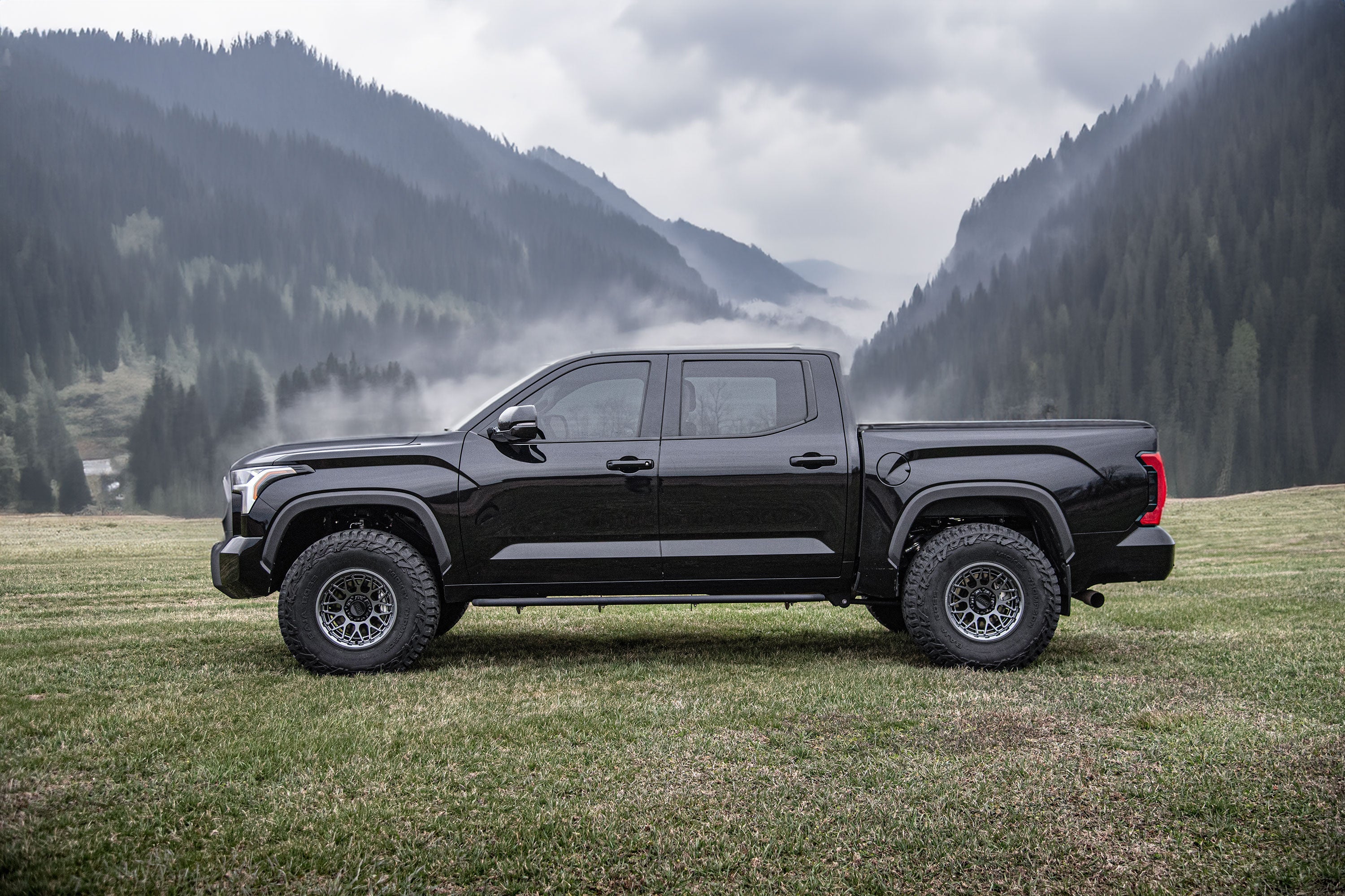 3 Inch Lift Kit | FOX 2.5 Performance Elite Series | Toyota Tundra (22-25) 4WD -3