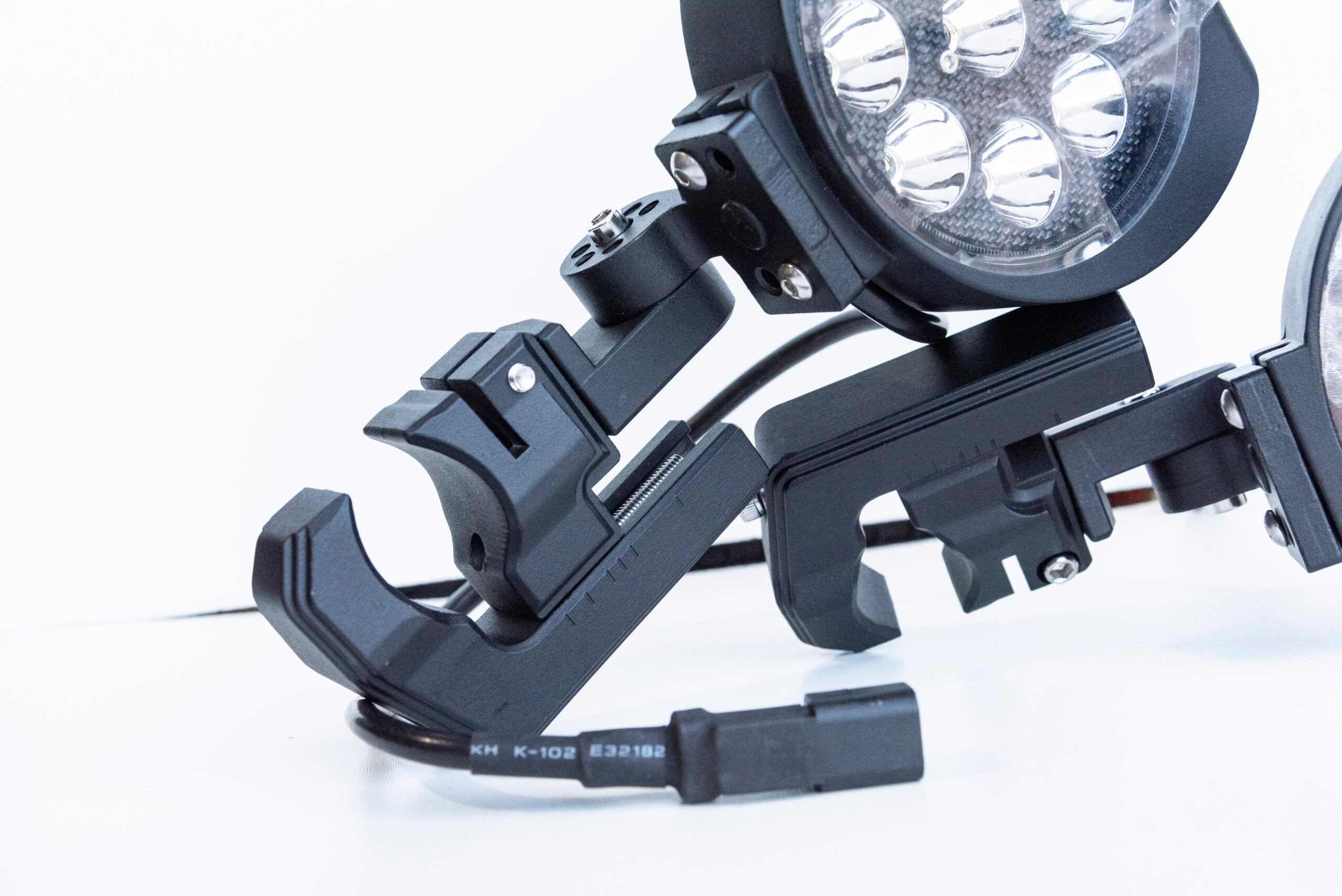Code 4 LED Supply Round Side x Side Mirror (C4-RX60-MIR)