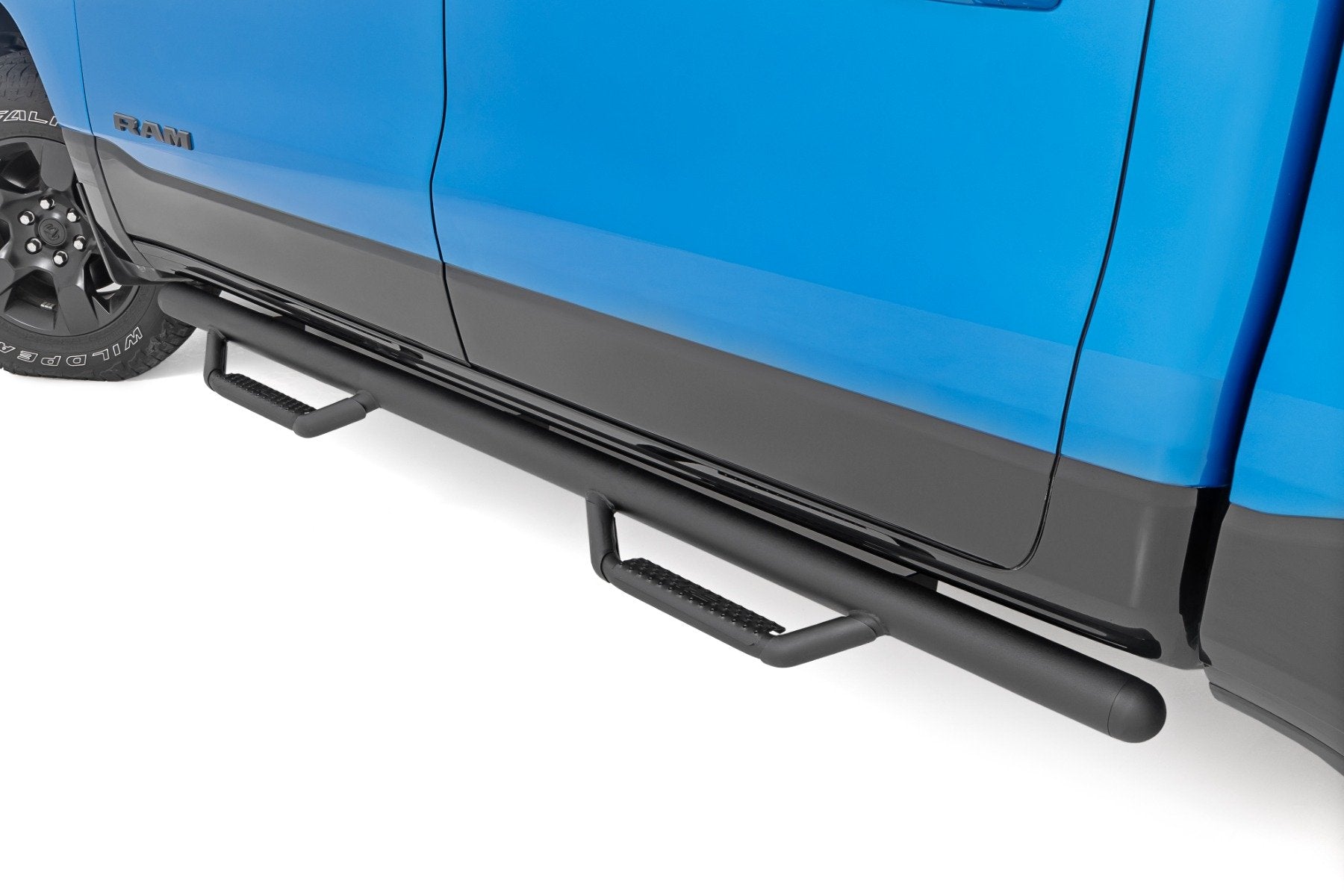 Rough Country Nerf Steps Cab Length Crew 5'7" Bed for Ram 1500 19-25/TRX 21-24 RCD1980CCB