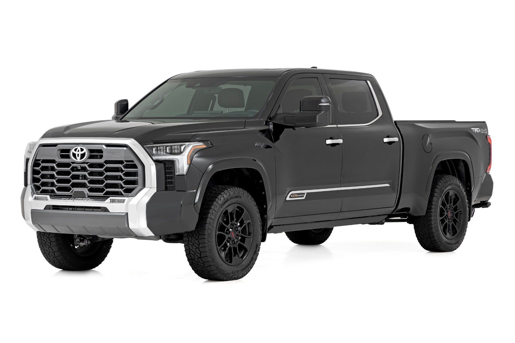 Rough Country 1.75" Leveling Kit w/ Rear Spacer Toyota Tundra 22-24 88001