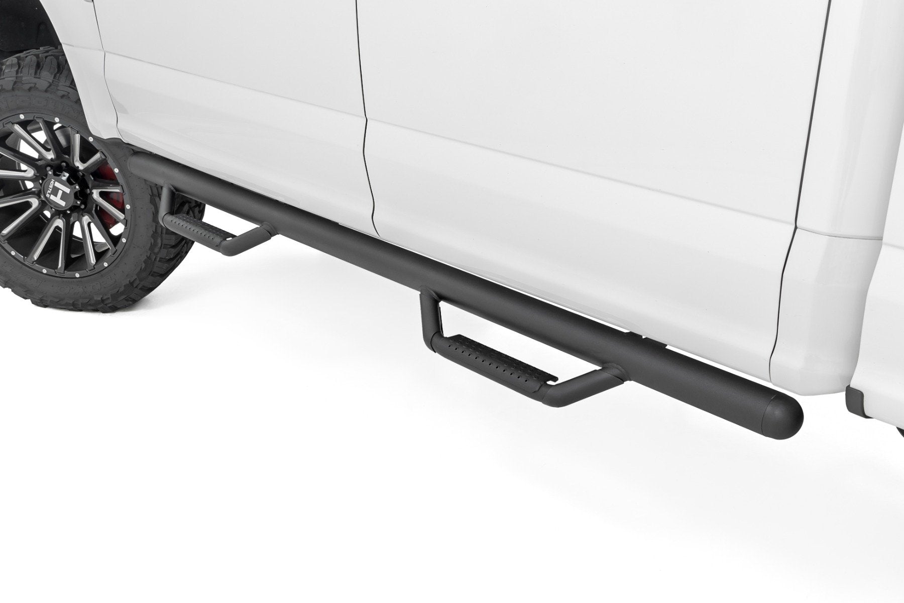 Rough Country Nerf Steps | Cab Length | Crew | for Ford F-150/Lightning/F-250/F-350/Raptor (15-26) RCF1596CCB