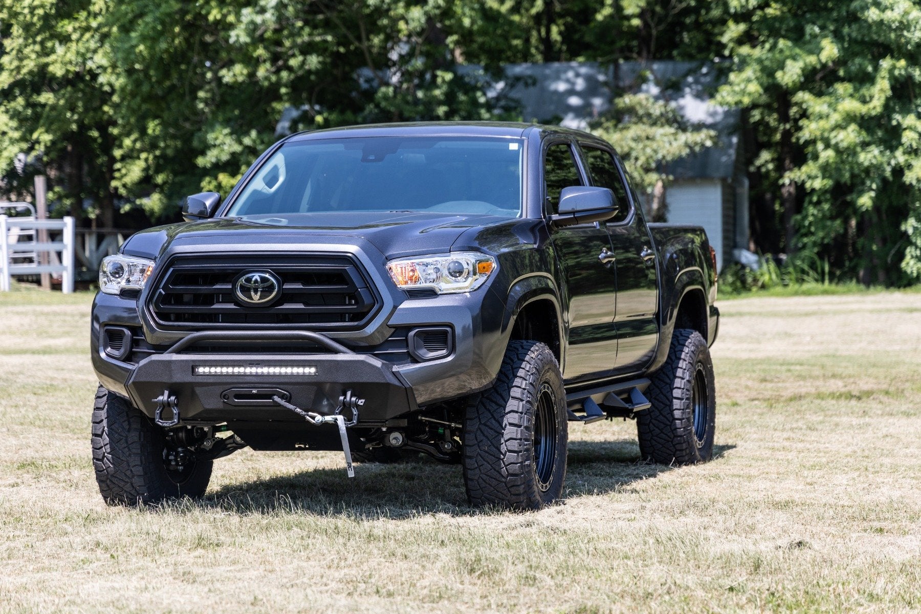 Rough Country Front Bumper Hybrid 20" Blk LED Toyota Tacoma 4WD (2016-2022) 10718