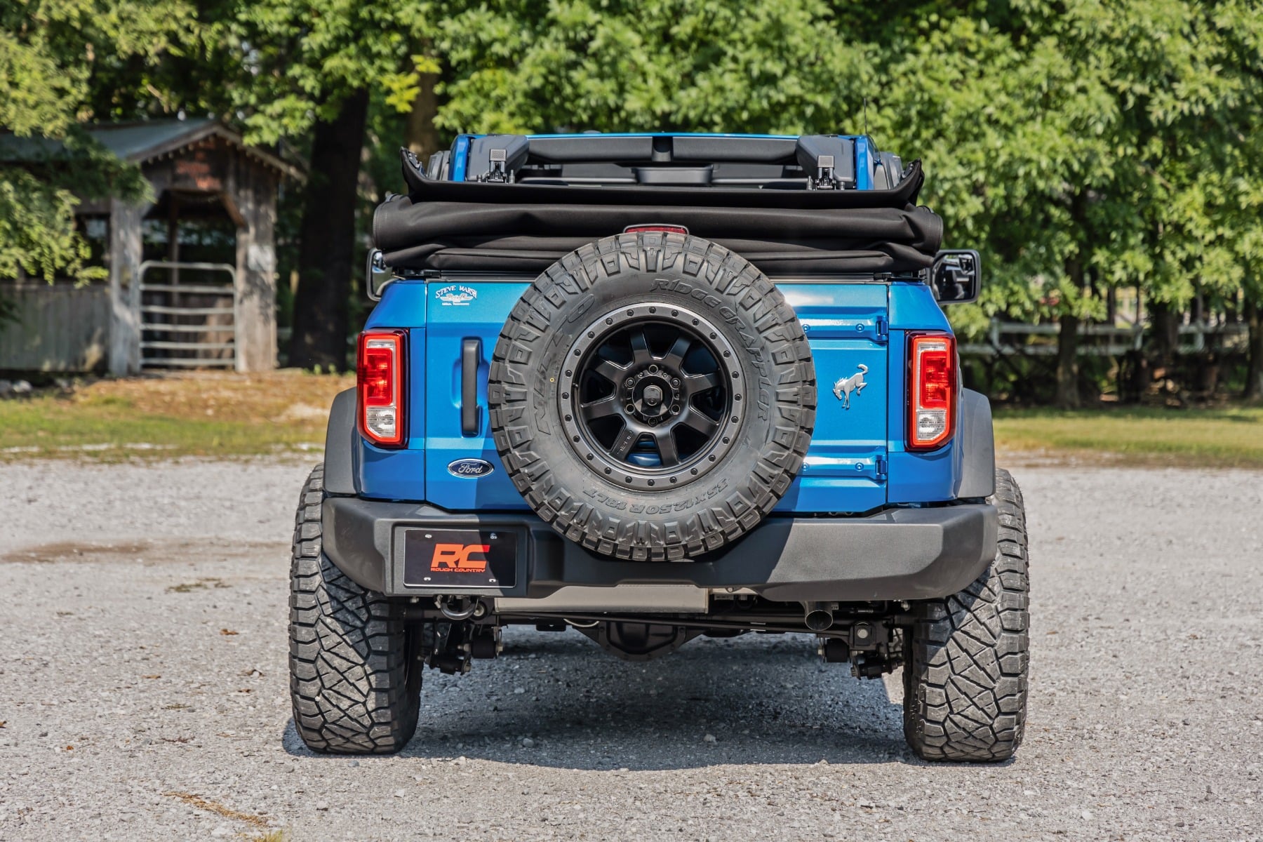 Rough Country 2" Lift Kit Lifted Struts for Ford Bronco 4WD 2021-2026 591141