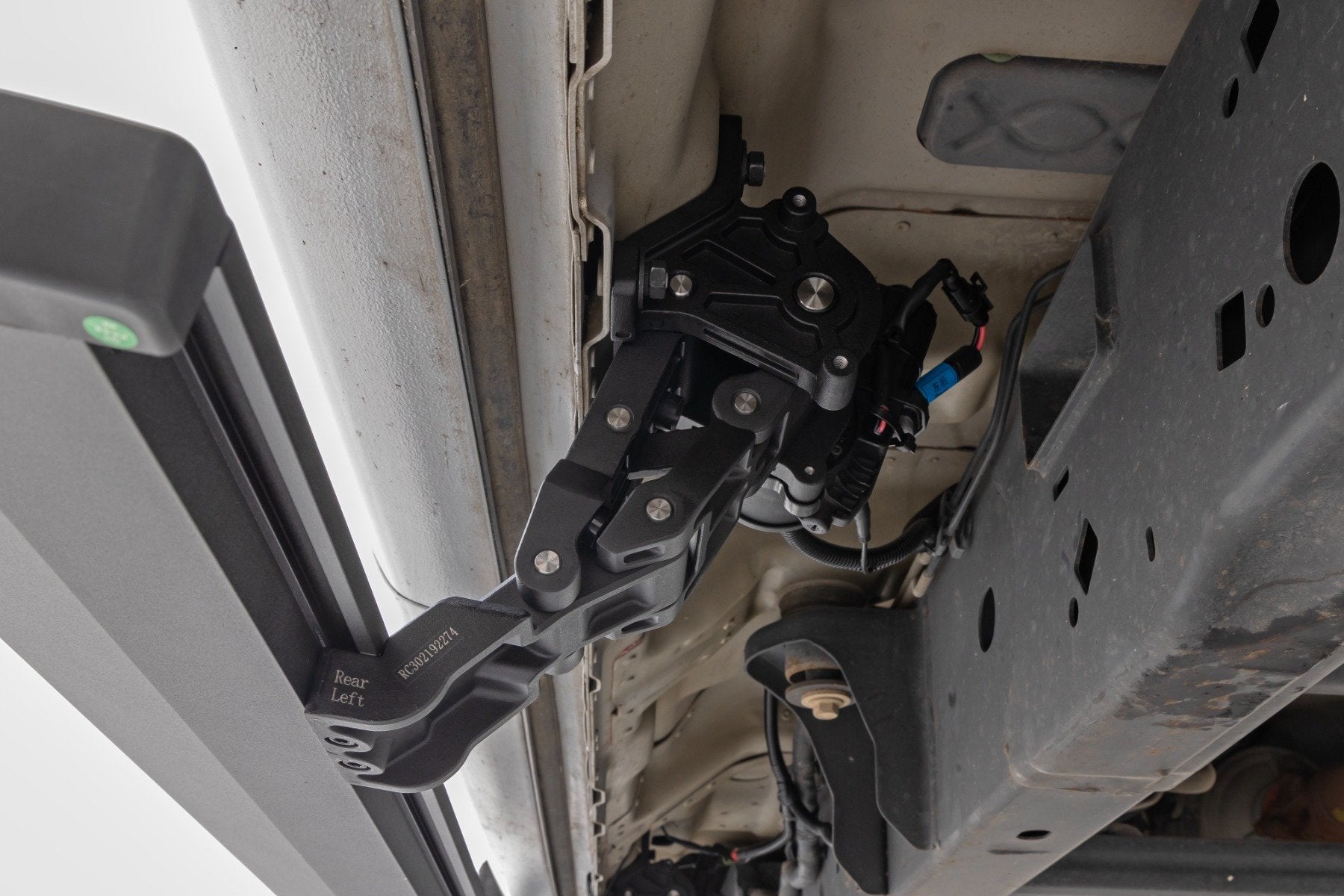 Rough Country Power Running Boards Crew Cab Ford F-150/F-150 Raptor 09-14 PSR71529