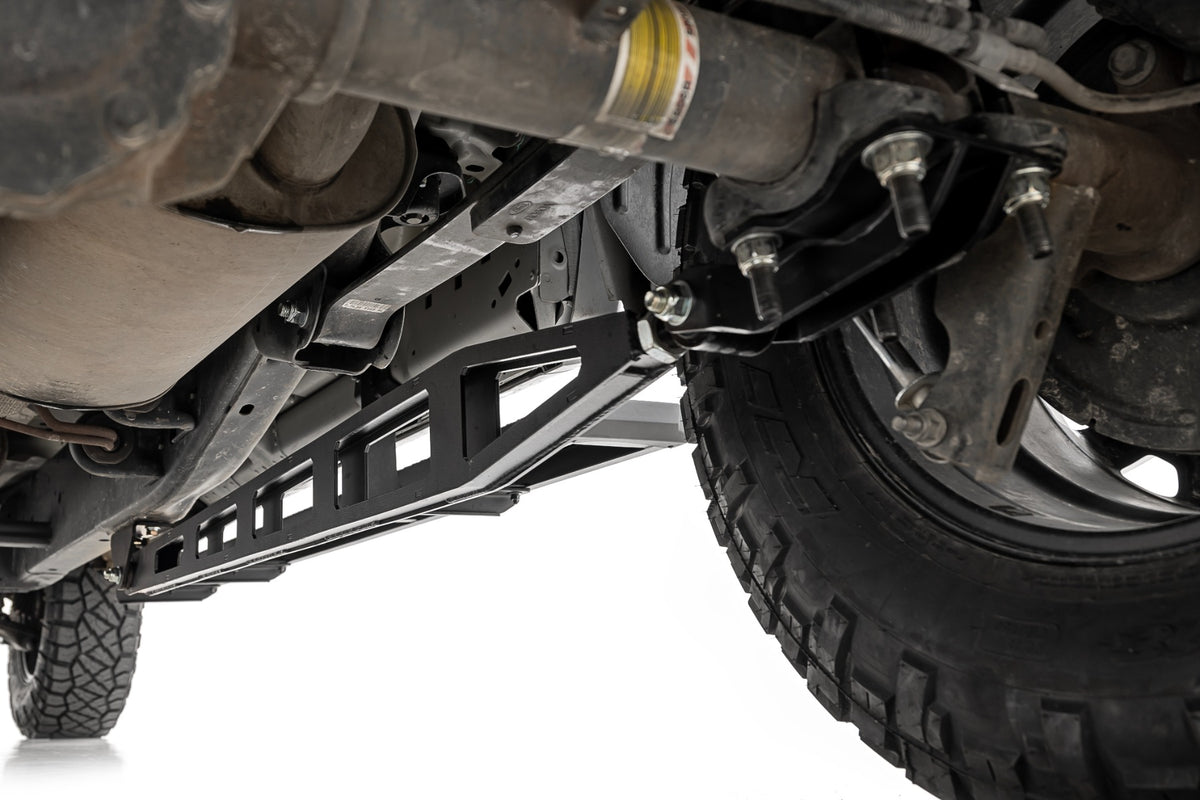 Rough Country Traction Bar Kit | 3-6 Inch Lift | for Ford F-150 4WD (2021-2026) 51149