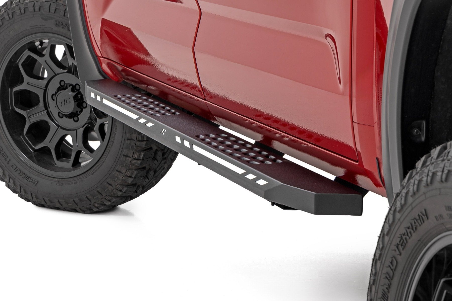 Rough Country AC2 Running Boards | Amber/White | CrewMax | for Toyota Tundra 2WD/4WD (22-25)