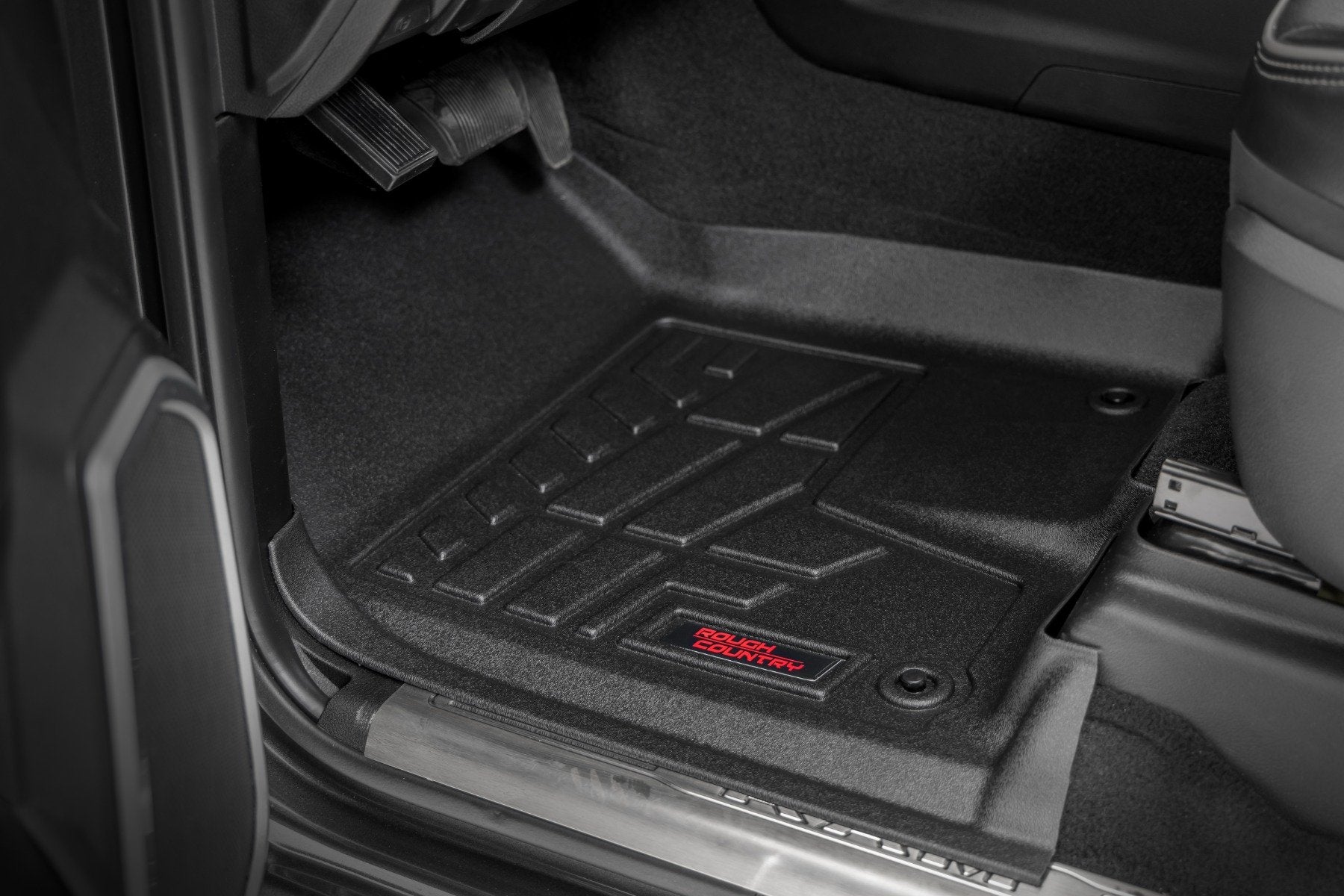 Rough Country Heavy Duty Floor Mats Frt/Rear 99-07 for Ford Super Duty Crew Cab SM31430