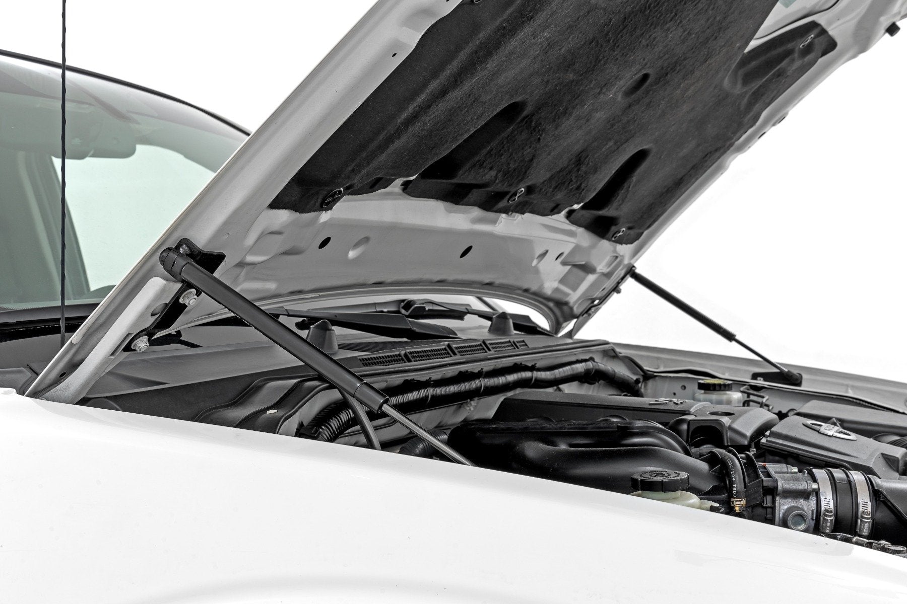 Rough Country Hood Struts | Hydraulic | for Nissan Frontier (2005-2021) -1