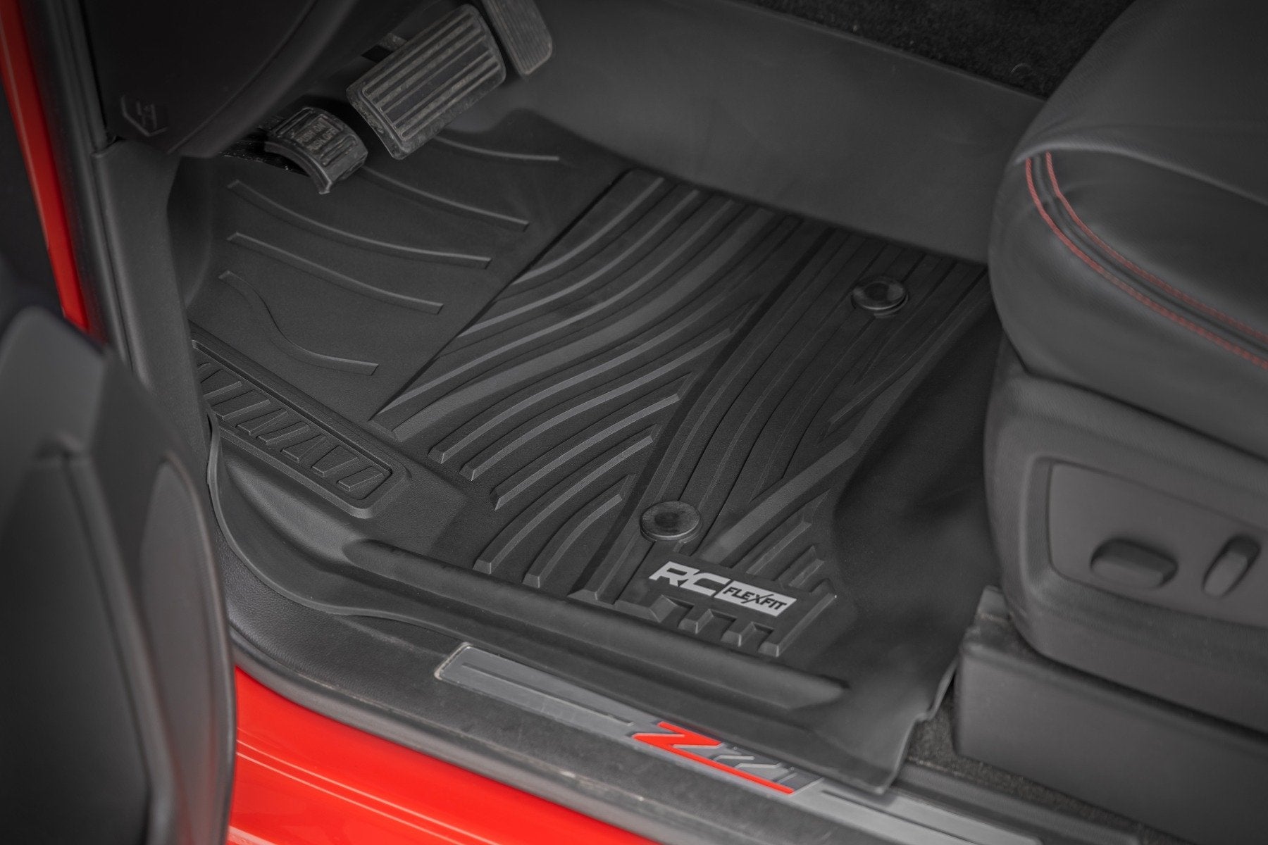 Rough Country Flex-Fit Floor Mats | FR & RR | FR Bucket | Crew | Chevy/GMC 1500/2500HD/3500HD 2WD/4WD FF-21413