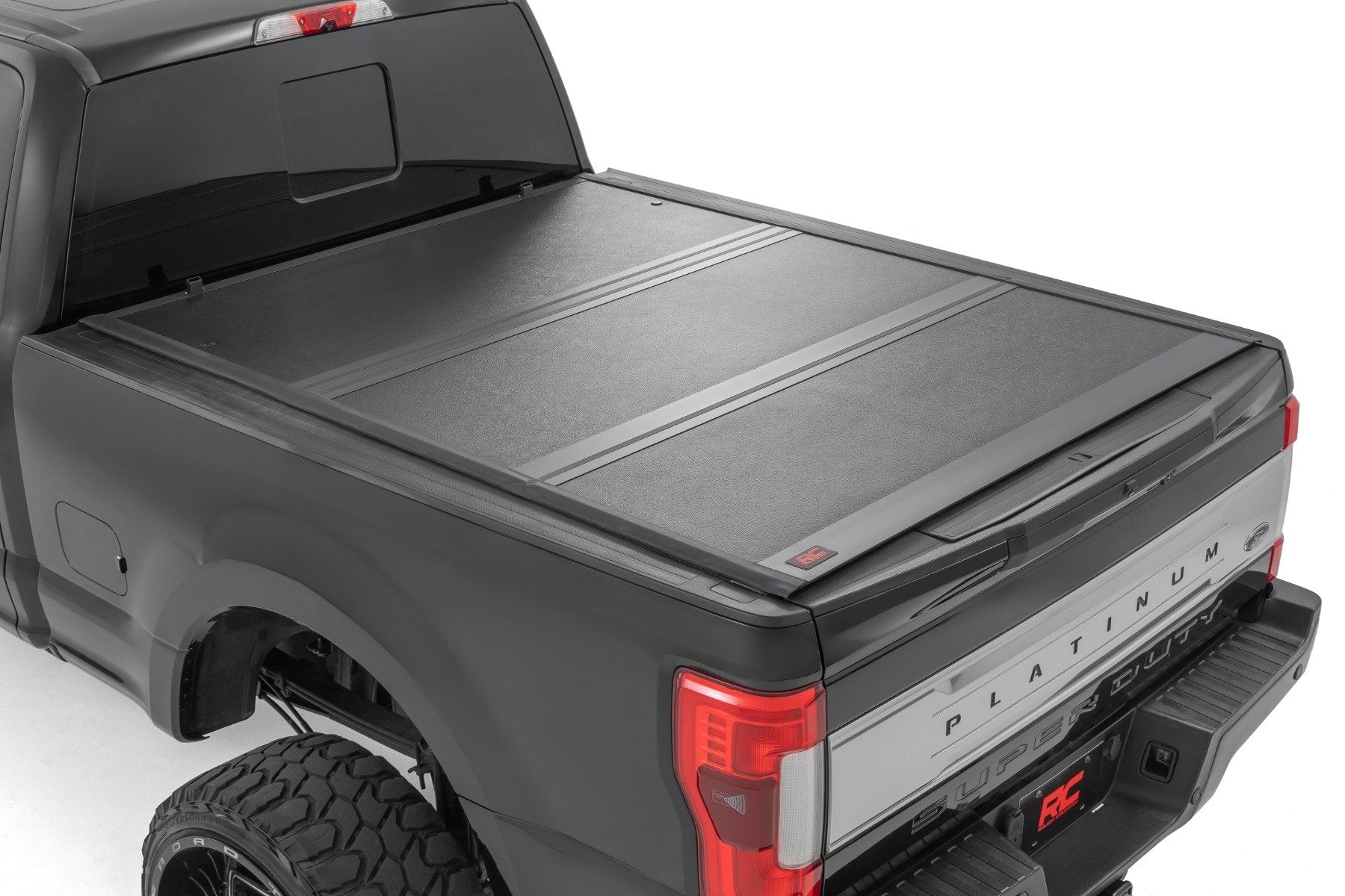 Rough Country Low Profile 6'10" Bed Cover Ford F-250/F-350 Super Duty 17-24 47220651B