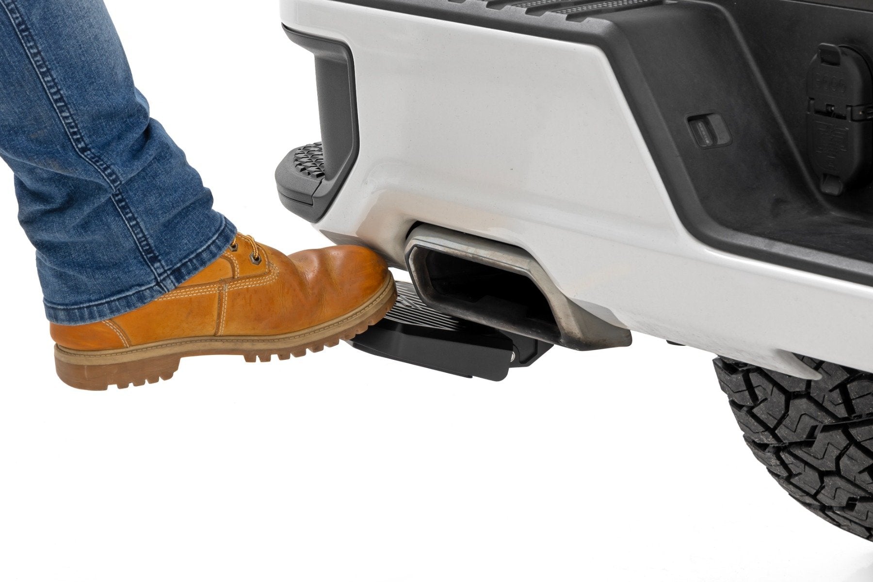 Rough Country Retractable Bed Step Manual Pull Chevy/GMC 1500 2019-2024 PW049798