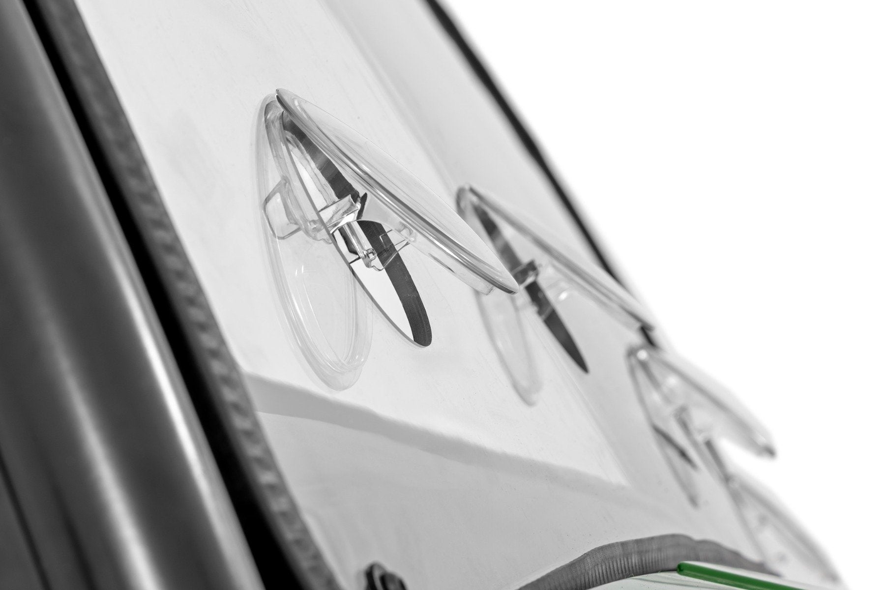 Rough Country Vented Full Windshield | Scratch Resistant | John Deere Gator XUV 835E