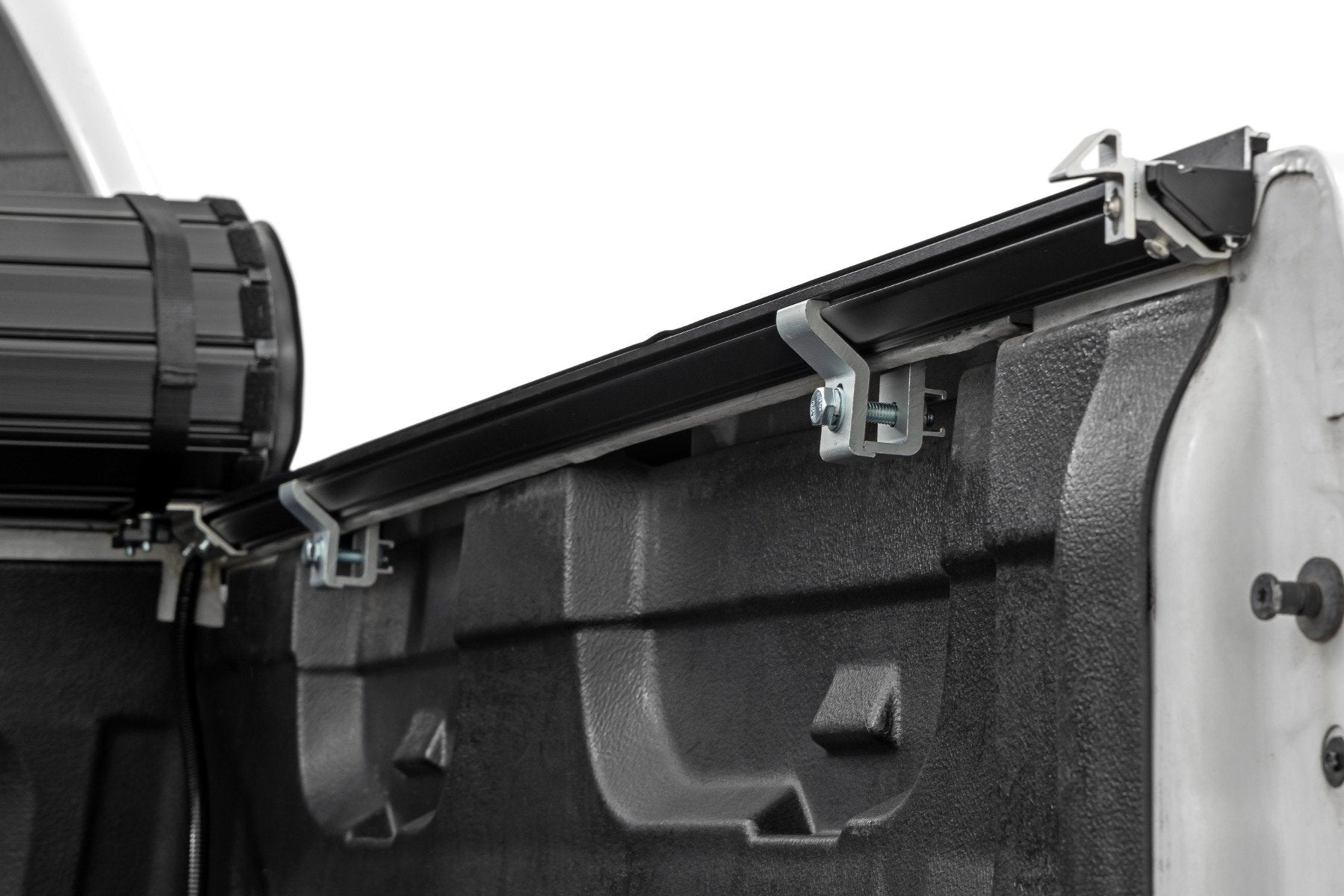 Rough Country Hard Roll Up Bed Cover | 5'9" Bed | Chevy/GMC Sierra/Silverado 1500 (07-13)