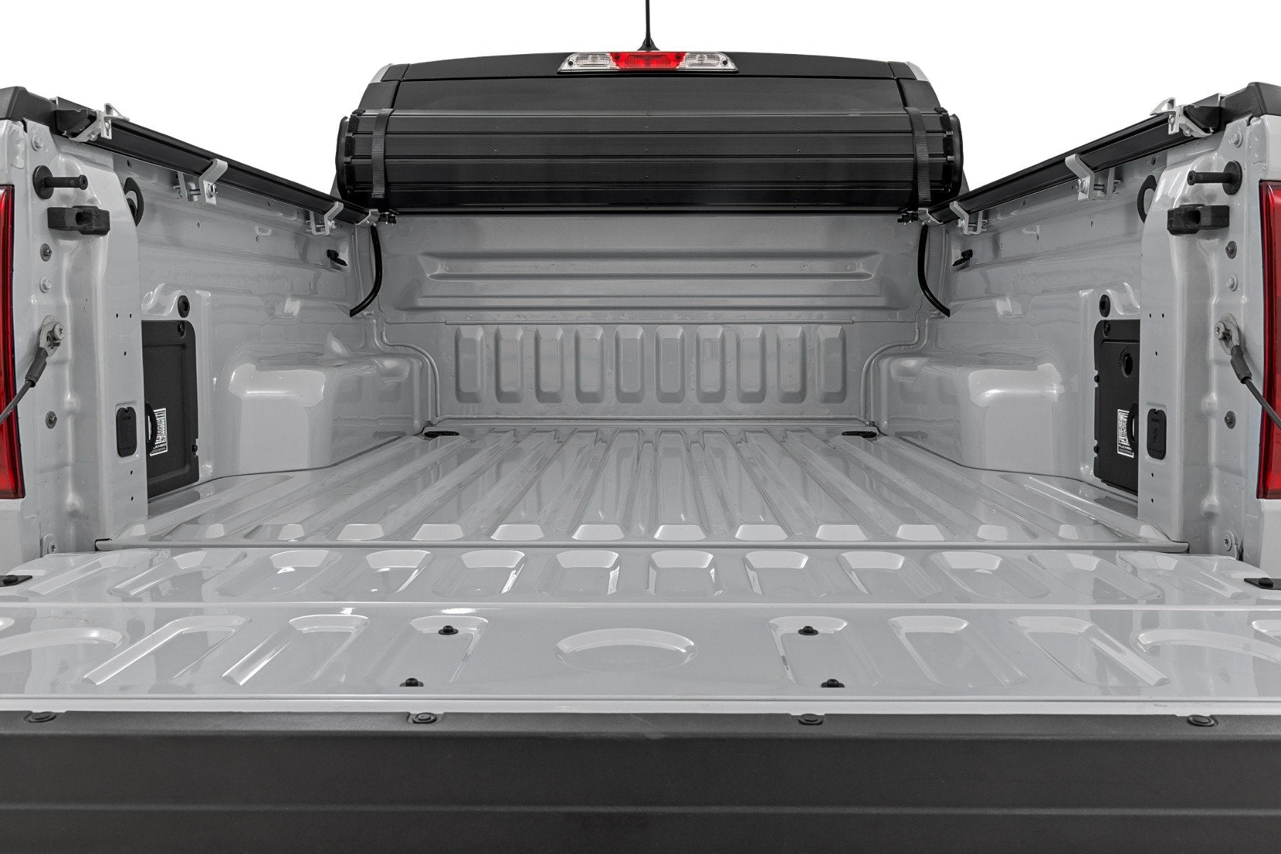 Rough Country Hard Roll Up Bed Cover | 4'6" Bed | for Ford Maverick 2WD/4WD (2022-2026) 50214500