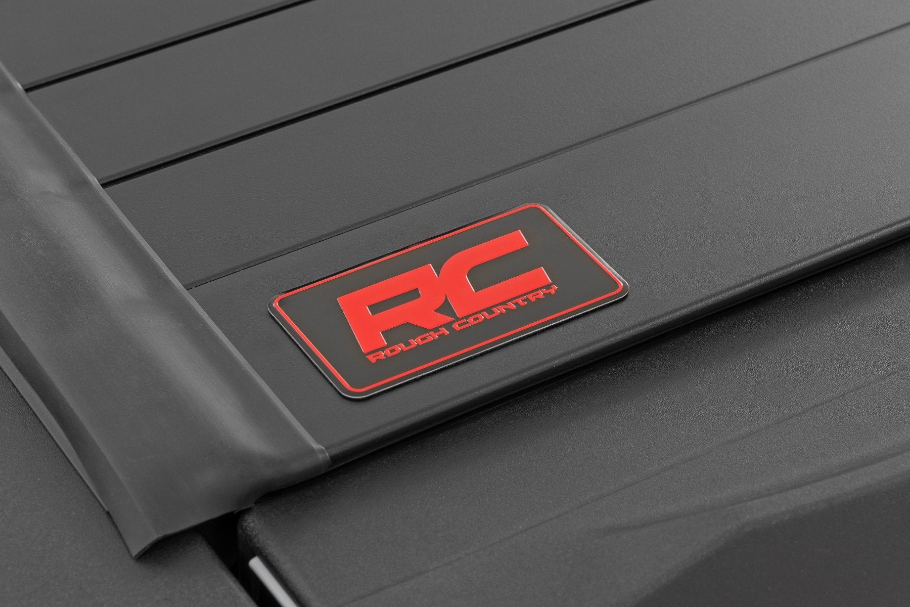 Rough Country Hard Roll Up Bed Cover | 4'6" Bed | for Ford Maverick 2WD/4WD (2022-2026)