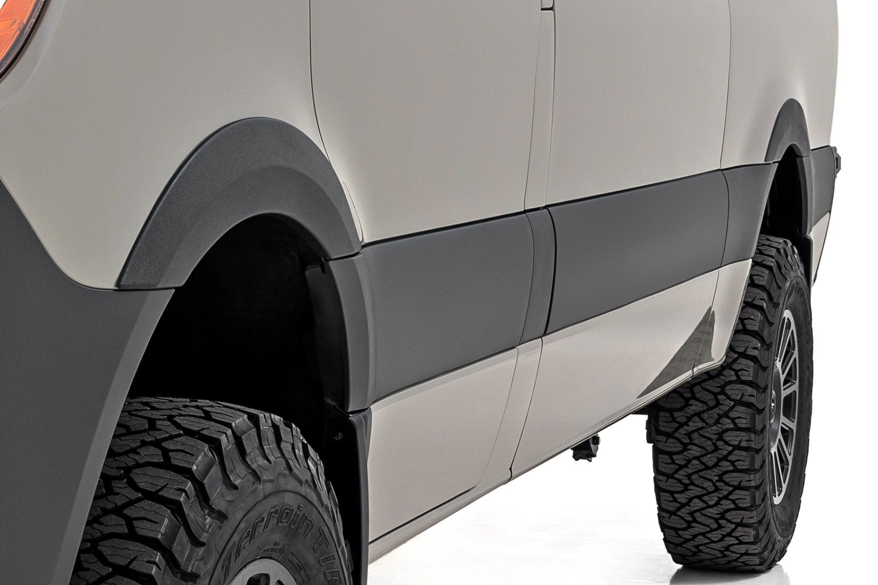 Rough Country Fender Flares | Sport | Mercedes-Benz Sprinter 3500 (19-22)/Sprinter 3500XD (19-25) S-M19001