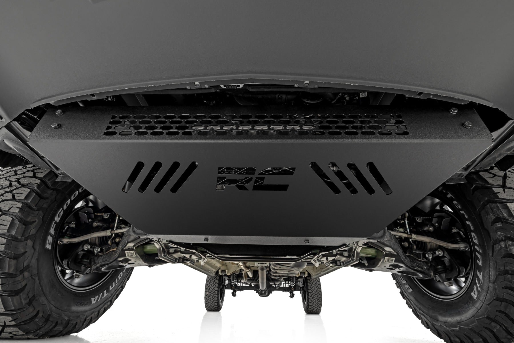 Rough Country Skid Plate | Mercedes-Benz Sprinter 3500 (19-22)/Sprinter 3500XD (19-25) 85002