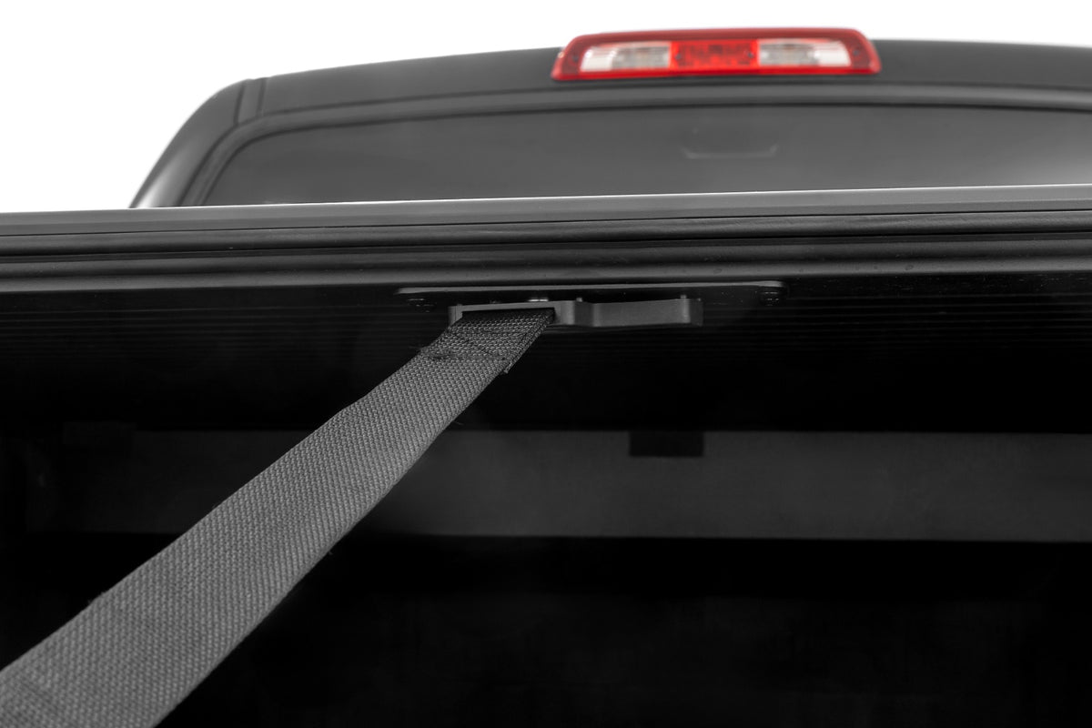 Rough Country Manual Retractable Bed Cover | 5'7" Bed | for Toyota Tundra 07-21 53514550