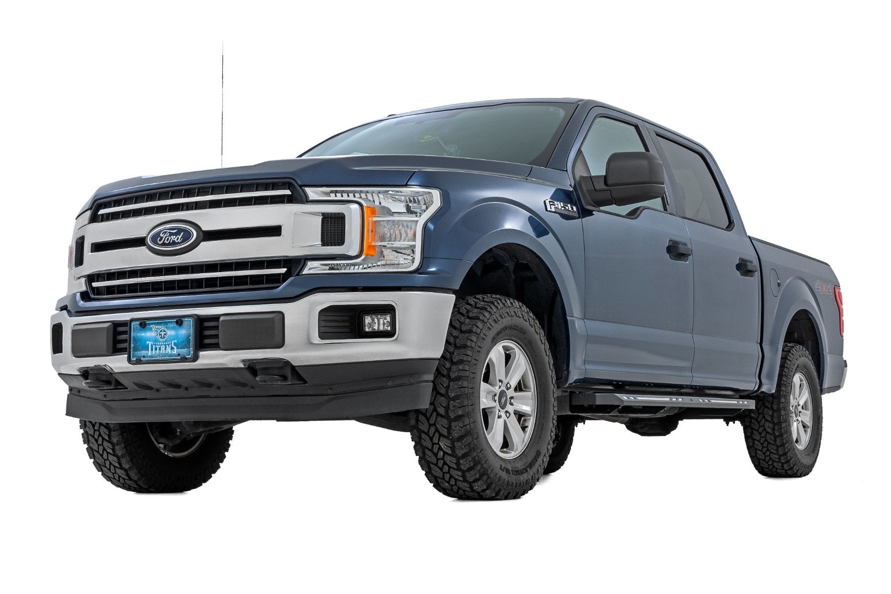 Rough Country AC2 Running Boards | Amber/White | Crew Cab | for Ford F-150/Lightning/F-250/F-350/Raptor (15-26) 57005