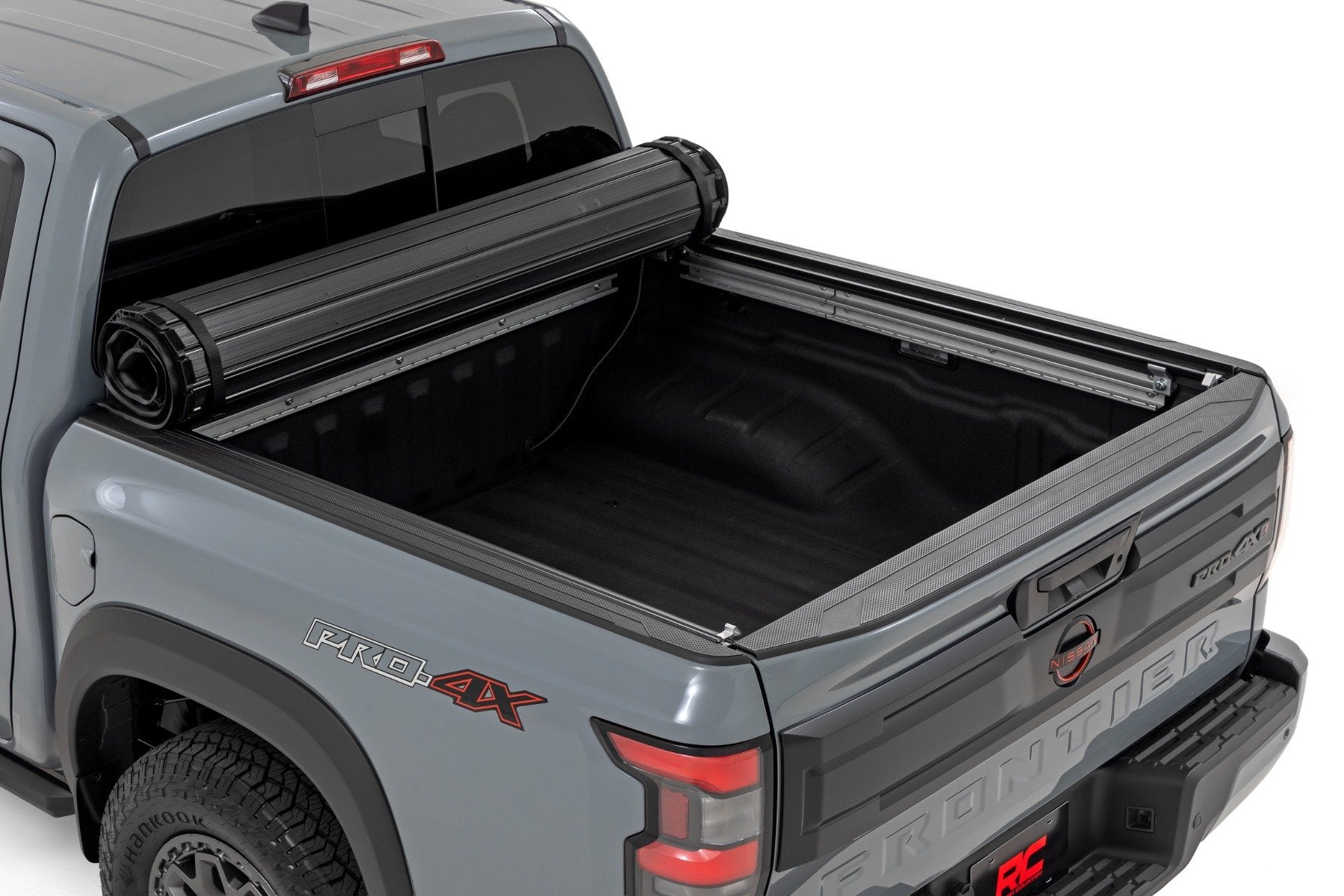 Rough Country Hard Roll Up Bed Cover | 5' Bed | for Nissan Frontier 22-25 50215522