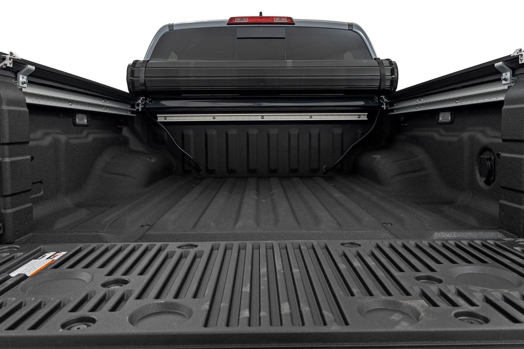 Rough Country Hard Roll Up Bed Cover | 5' Bed | for Nissan Frontier 22-25 50215522