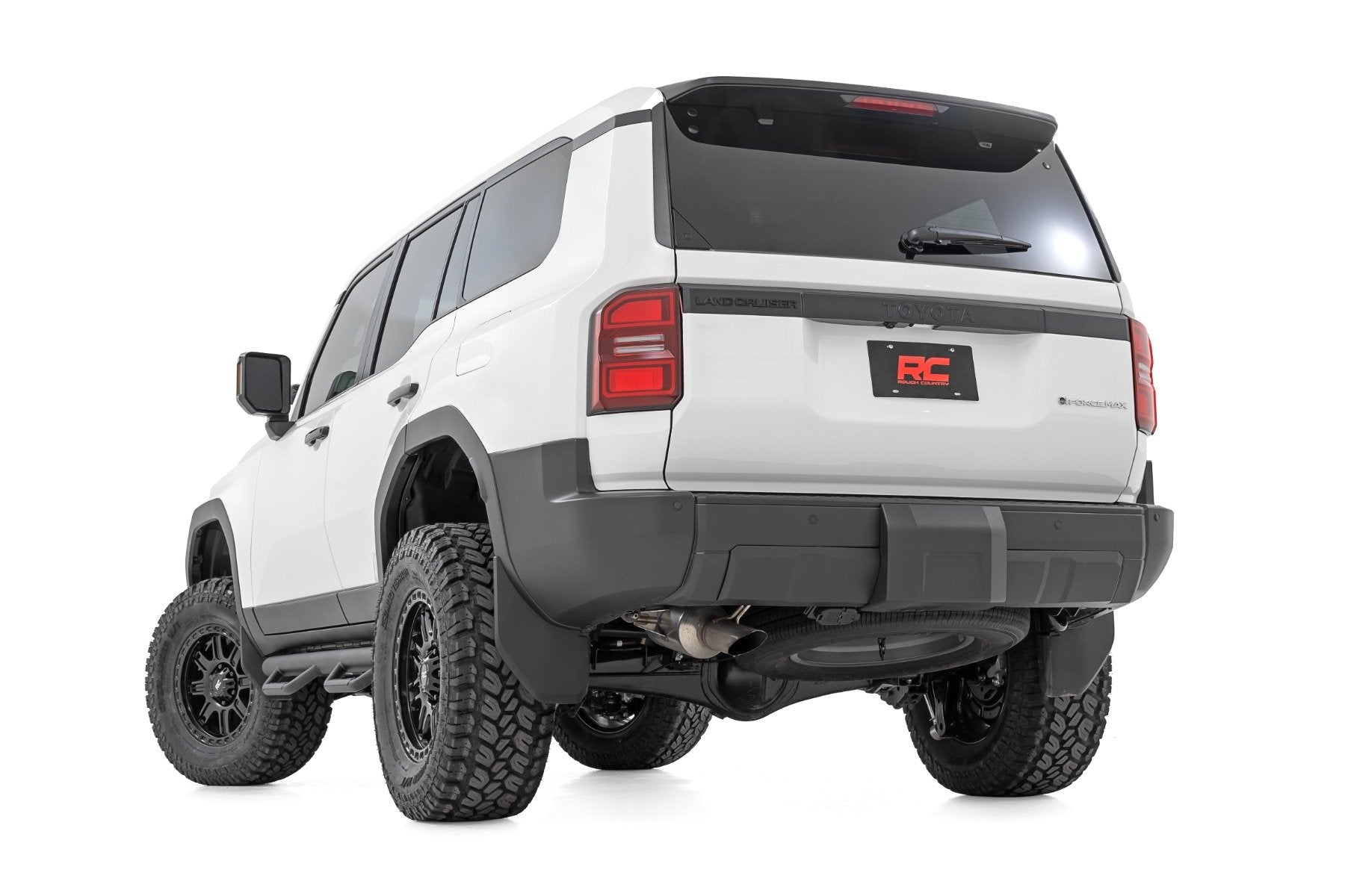Rough Country Nerf Steps | Cab Length | for Toyota Land Cruiser 4WD (2024-2025) RCT2024