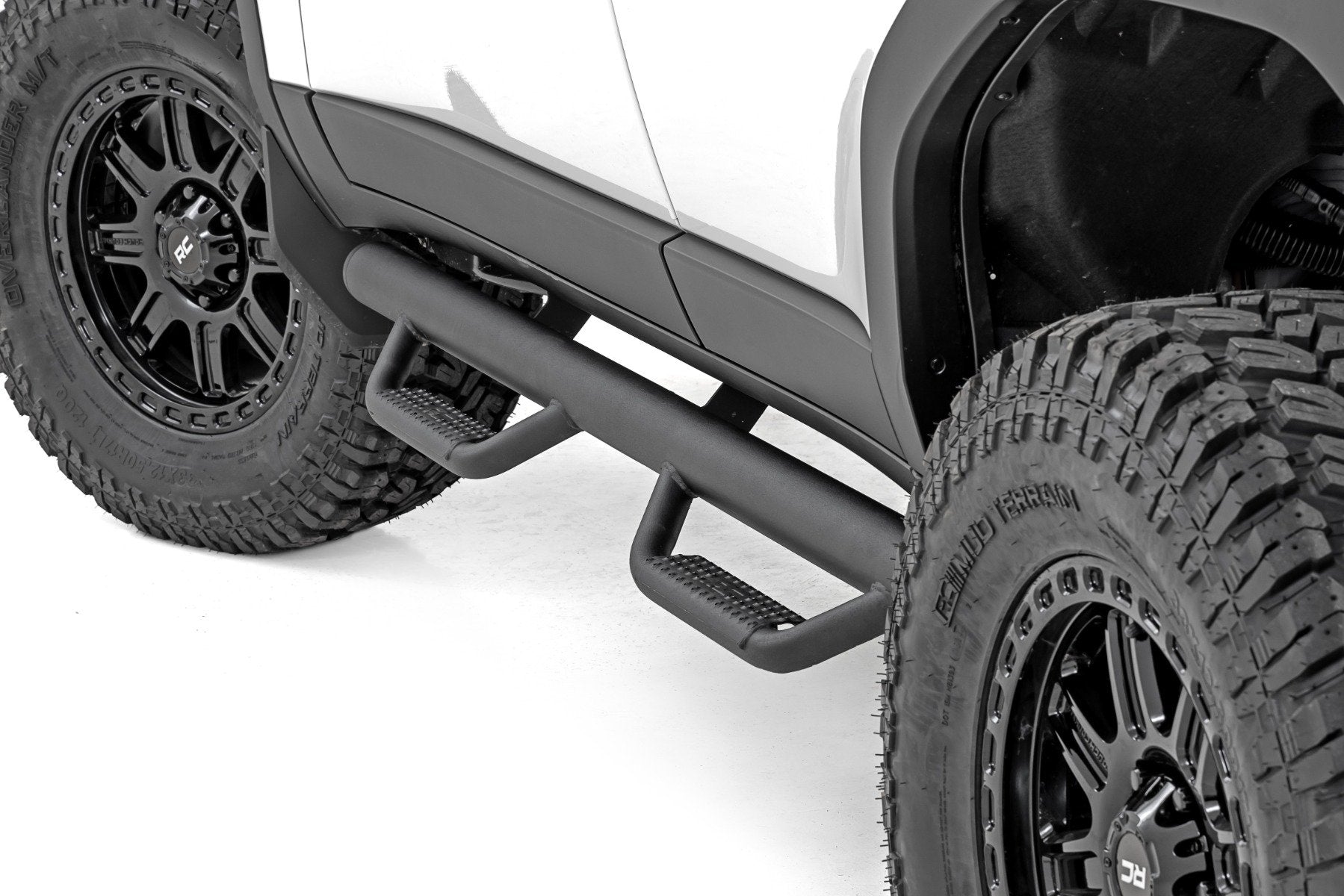 Rough Country Nerf Steps | Cab Length | for Toyota Land Cruiser 4WD (2024-2025) RCT2024