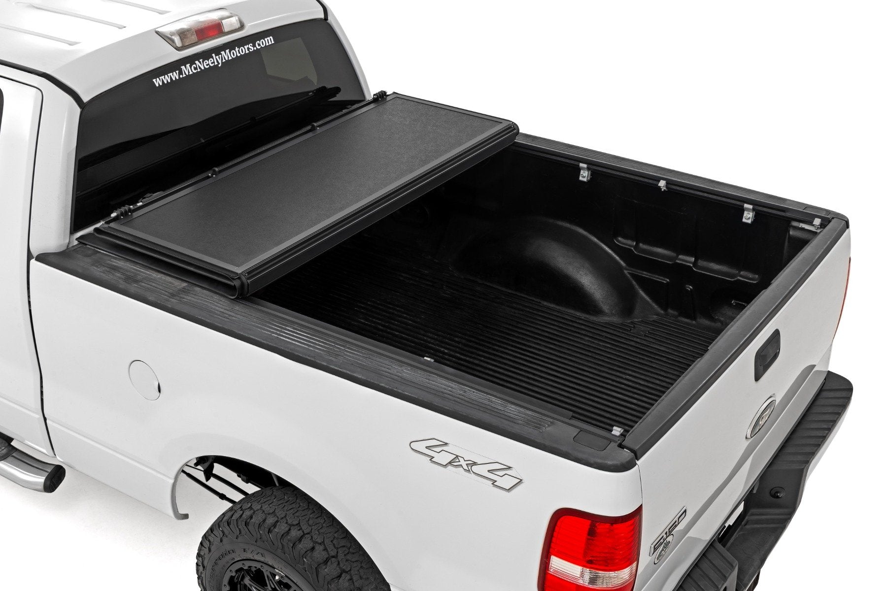 Rough Country Hard Low Profile Bed Cover | 6'7" Bed | for Ford F-150 04-14 47214650B