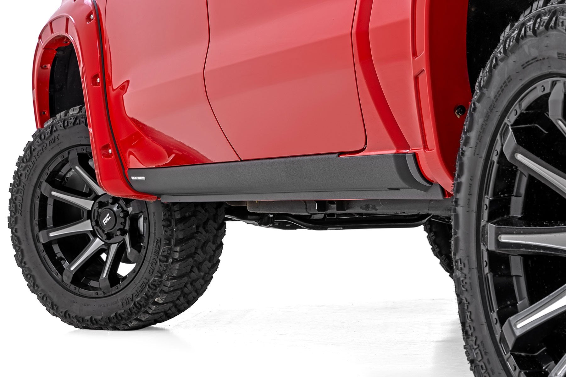 Rough Country Trail Cladding | Rocker Sill Plates | Chevy Silverado 1500 19-25 TC13021