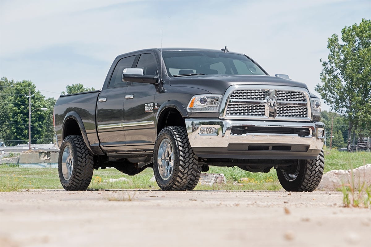 Rough Country 2.5 Inch Lift Kit for Ram 2500 4wd 2014-2018 Gas N3 Shocks 31830