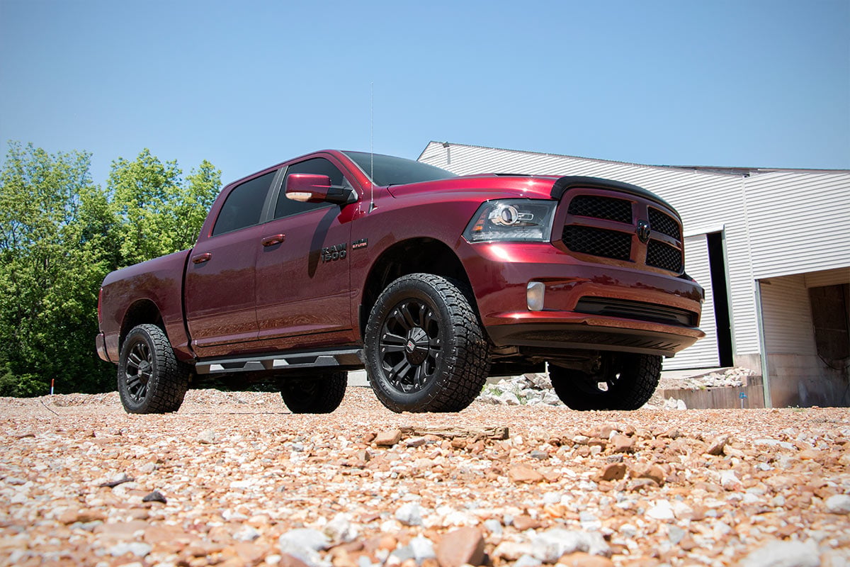Rough Country 3" For Dodge/RAM 1500 Bolt-On Lift Kit w/N3 & Rear Shock 12-18