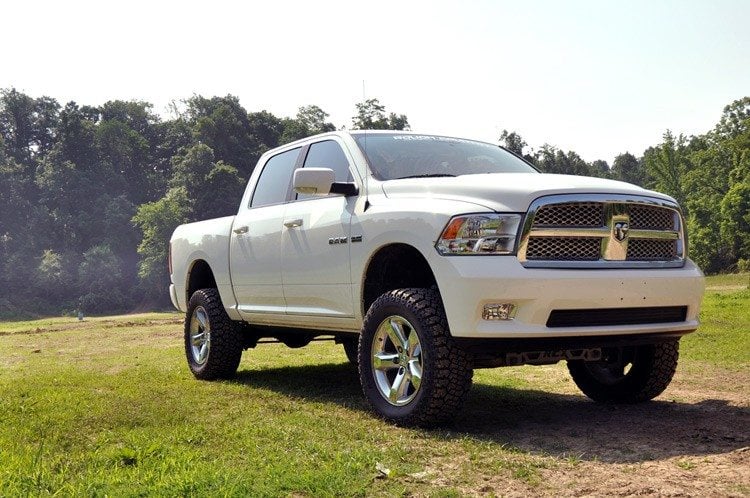 Rough Country 4" Lift Kit for Ram 1500 4wd 2012-2018 & Classic w/M1 Struts 33340