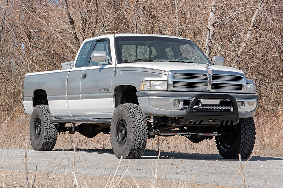 Rough Country 3" Lift Kit M1 for Dodge 2500 4WD 1994-2002 35140