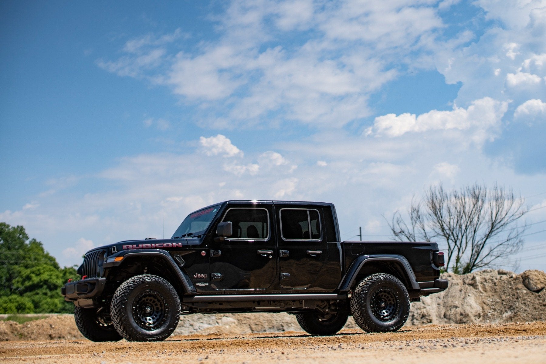 Rough Country 2.5" Leveling Kits Springs V2 Jeep Gladiator JT 4WD 2024 78470