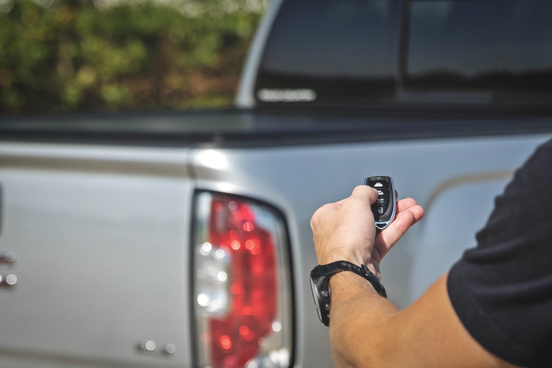 Rough Country Powered Retractable 5' Bed Cover Chevy/GMC Canyon/Colorado 15-26 51120500