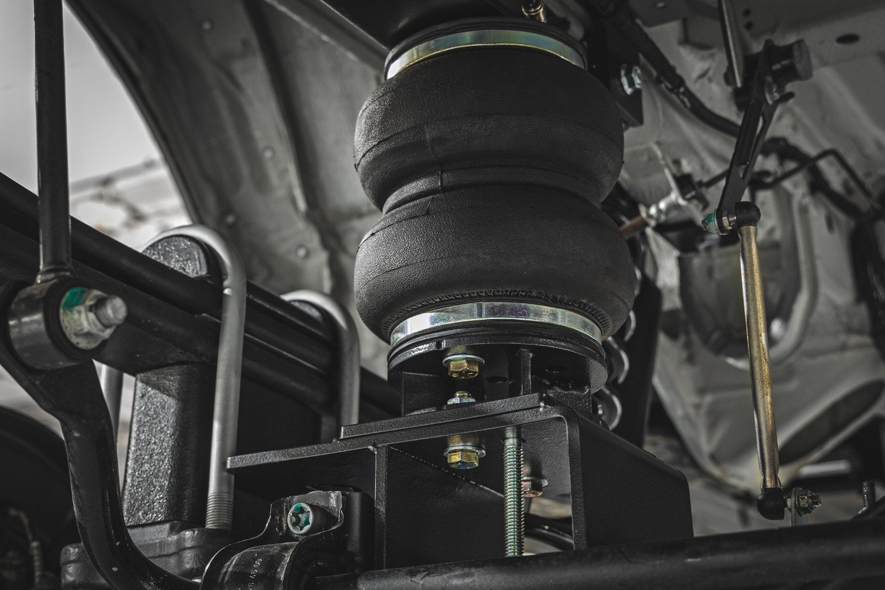 Rough Country Air Spring Kit | Mercedes Sprinter (2019-2025)